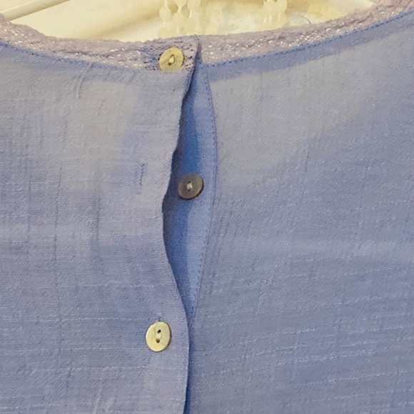 Ruffle Top Blouse sz L - Picture 6 of 8